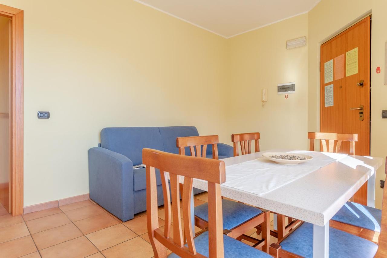 Residence Il Triangolo Roseto Degli Abruzzi Eksteriør bilde